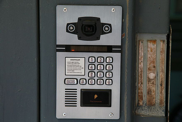 Пензячка отдала мошенникам 5 млн рублей вместо установки домофона