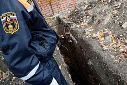 В Пензе в траншею на Пролетарской провалился пешеход