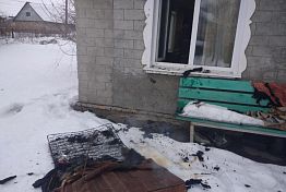 В Каменке в горящем доме погиб 67-летний мужчина 