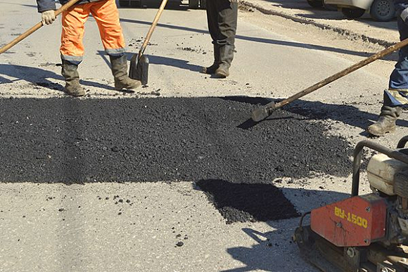 В пензенском парке им. Белинского ремонтируют тротуары