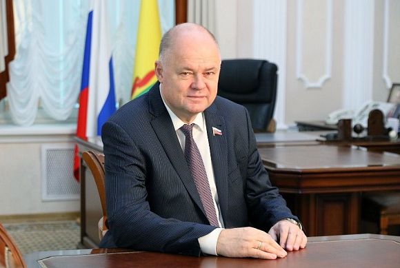 Вадим Супиков поздравил пензячек с Днём матери