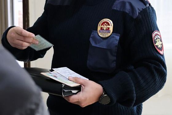 Кузнечанин нашел на трассе пистолет и оставил его себе