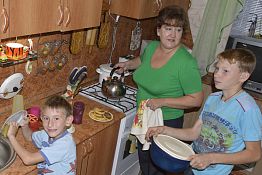 В Колышлейском районе соцработник усыновила двоих мальчишек В Колышлейском районе соцработник усыновила двоих мальчишек