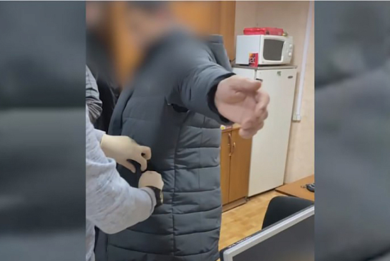 В Пензе задержали наркокурьера со 115 свертками героина в нижнем белье