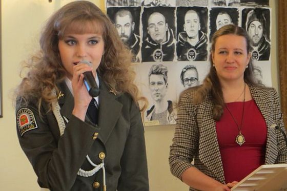Пензенская школьница написала стихотворение про коня, погибшего из-за людей