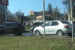 В Пензе двое подростков обкрадывали и угоняли авто В Пензе двое подростков обкрадывали и угоняли авто