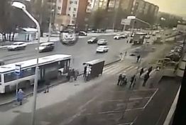 Появилось видео момента жесткого ДТП на пр. Победы в Пензе