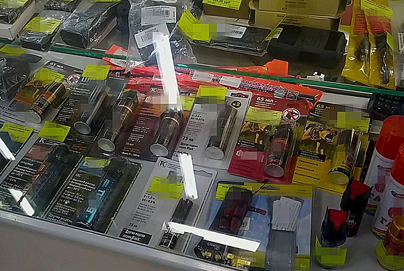 В Пензе нелегально торговали оружием самообороны