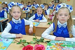 В Пензе тройняшки Драган пошли в первый класс