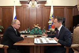 Путин встретился с Мединским