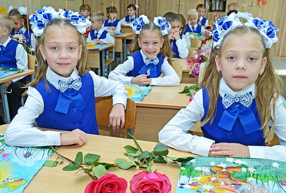 В Пензе тройняшки Драган пошли в первый класс