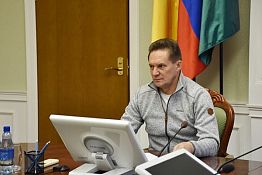 В Пензе Кувайцев призвал коммунальщиков работать с раннего утра В Пензе Кувайцев призвал коммунальщиков работать с раннего утра