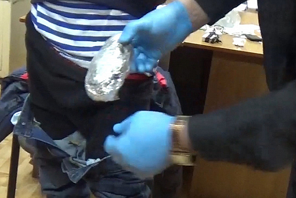 В Пензе задержали иностранцев с 2,5 кг наркотиков