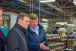 Левин посетил спичечную фабрику в Верхнем Ломове