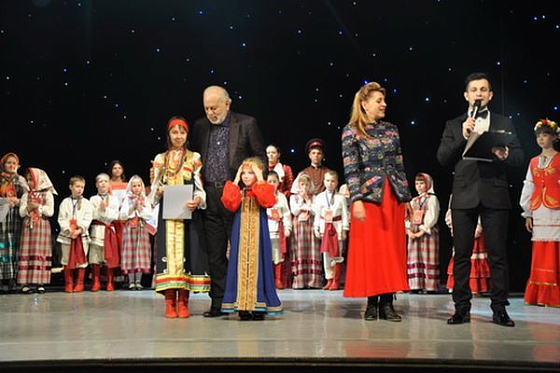Певица из Пензы покорила отца Филиппа Киркорова