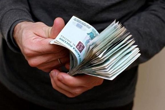Жителя Лопатинского района, напавшего на инспектора ДПС, оштрафовали на 30 тыс. рублей