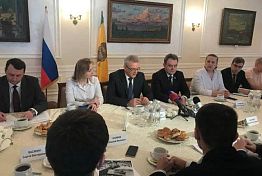 Белозерцев: Одна из главных задач власти — воспитать достойную молодежь Белозерцев: Одна из главных задач власти — воспитать достойную молодежь
