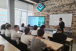 Министр экономического развития Пензенской области провел урок для студентов