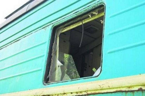 В Лунино хулиганы забросали камнями поезд Пермь — Новороссийск