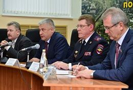 В Пензе министр внутренних дел РФ потребовал активизировать работу по борьбе с коррупцией