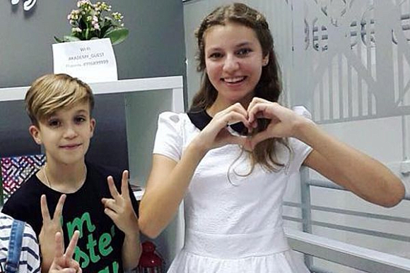 На «Евровидение» отправится лучший друг Кати Бизиной Миша Смирнов