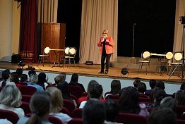 В Пензенской области стартует новый сезон «Театральных вечеров» и «Творческих встреч» В Пензенской области стартует новый сезон «Театральных вечеров» и «Творческих встреч»