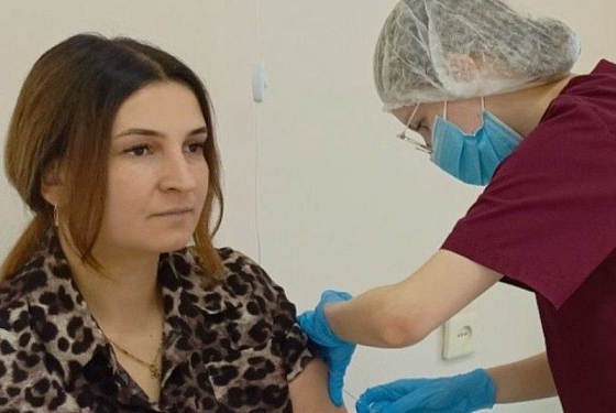 В Иссинскую больницу вернулась медицинская сестра прививочного кабинета