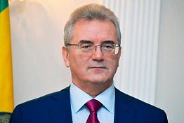 Белозерцев поручил считать жалобу в соцсети официальным обращением Белозерцев поручил считать жалобу в соцсети официальным обращением