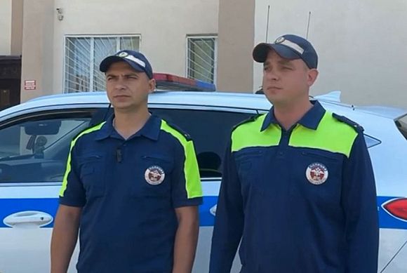 В Пензенской области инспекторы ДПС помогли спасти 3-летнюю девочку