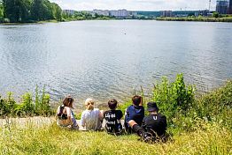 В Пензе пруд у 6-й горбольницы начали заливать водой