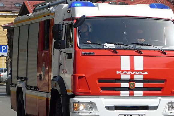 В Пензе при пожаре на улице Тарханова эвакуировали 30 человек