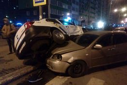 В Спутнике «Яндекс такси» «приземлилось» на другое авто В Спутнике «Яндекс такси» «приземлилось» на другое авто