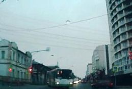В Пензе автобус пролетел на «красный» В Пензе автобус пролетел на «красный»
