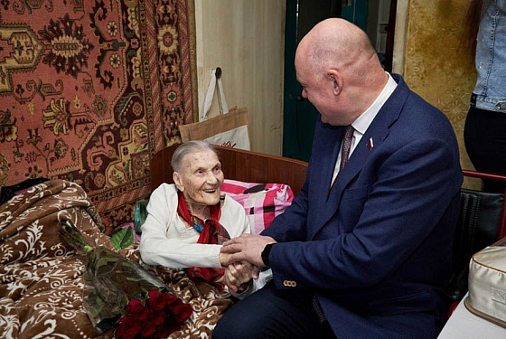 Вадим Супиков навестил пензенских ветеранов в день 79-летием Победы