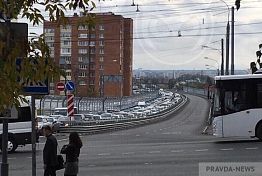 Жителей Ахун и ГПЗ от пробок может спасти понтонный мост Жителей Ахун и ГПЗ от пробок может спасти понтонный мост