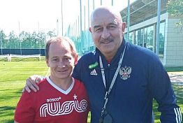 Тренер РК «Локомотив-Пенза» встретился с Черчесовым и пожелал успеха