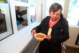 В Пензе открылся пункт с бесплатными горячими обедами