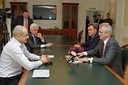 М. Турецкий проведет в Пензе уличный праздник, откроет школу и споет о городе М. Турецкий проведет в Пензе уличный праздник, откроет школу и споет о городе