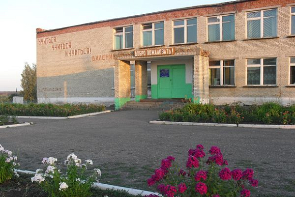 Под Башмаково сельчане отстояли ликвидированную школу