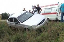 В Кузнецке столкнулись Isuzu и «Приора», пострадала женщина В Кузнецке столкнулись Isuzu и «Приора», пострадала женщина
