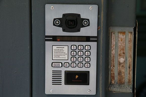 Пензячка потеряла машину из-за истории с домофоном