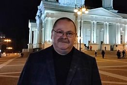 Губернатор Олег Мельниченко поздравил православных пензенцев с Пасхой Губернатор Олег Мельниченко поздравил православных пензенцев с Пасхой