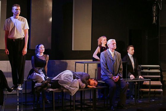 В Пензе состоялась премьера спектакля «Ганди молчал по субботам»