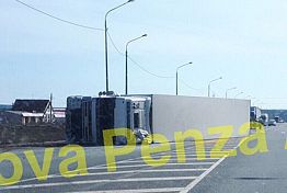 В Н. Елюзани нашли повешенным водителя перевернувшейся фуры