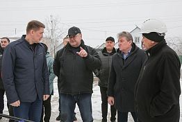 Губернатор в Земетчино проверил ход строительства парка культуры и ремонта школы искусств Губернатор в Земетчино проверил ход строительства парка культуры и ремонта школы искусств