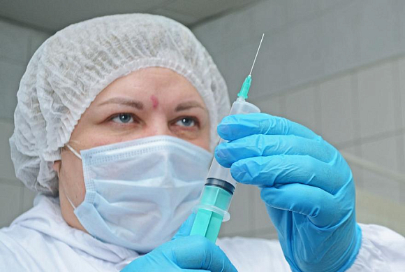 Главврач пензенского Центра спецвидов медпомощи призвал вакцинироваться