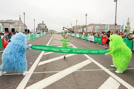 СберСтрахование защитила участников благотворительного забега СберПрайм Зелёный Марафон от травм