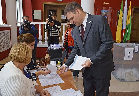 Леонид Левин проголосовал на избирательном участке №61 в Пензе