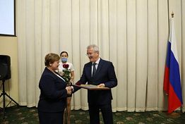 Иван Белозерцев вручил госнаграды
