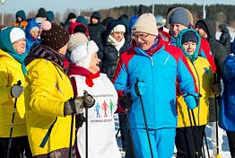 Пензенский губернатор занялся скандинавской ходьбой